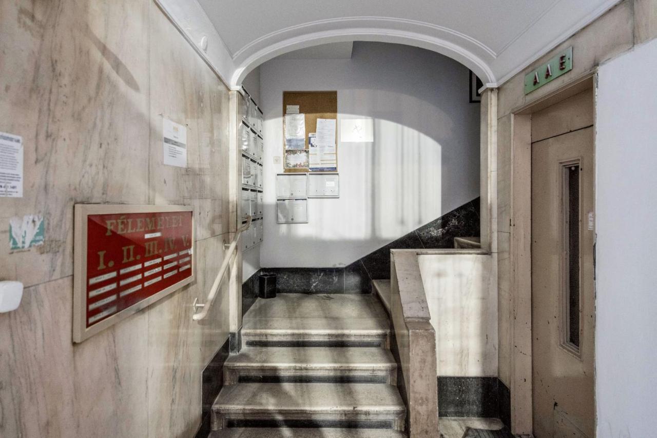 Centre Point Apartment بودابست المظهر الخارجي الصورة